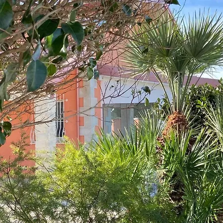 Holiday home Lovely Independent *