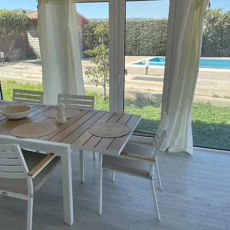 Holiday home Lovely Independent *