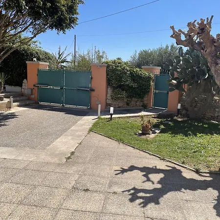 Lovely Independent Holiday home Plaia Grande